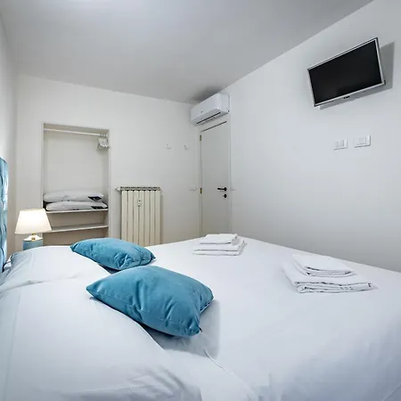 Apartment Yd Perfect For A In Near Center